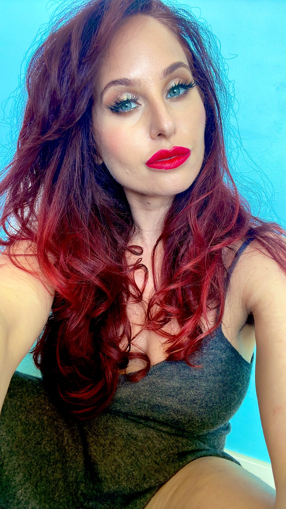 TW Pornstars Andrea Rosu. Twitter. Finished filming customs…and I