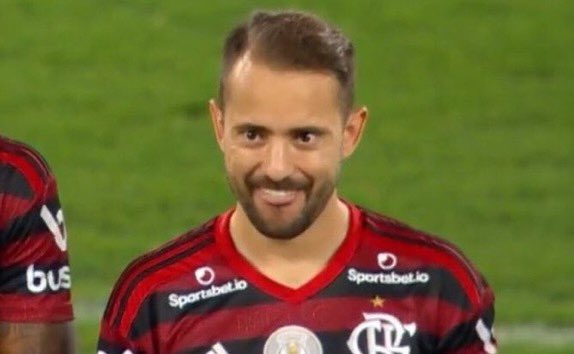 Everton Ribeiro Twitter