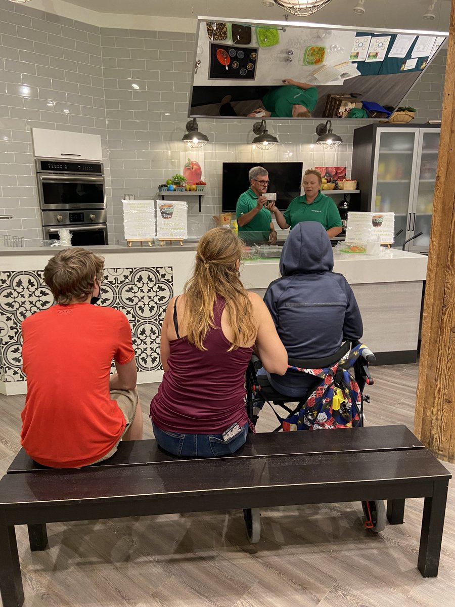 KLBurchill's tweet photo. Awesome visitors &amp; partners as we re-start #WelcomeWednesday with a #SoilSuperheroes theme. ⁦@AgMuseum⁩ team &amp; ⁦@N4LCanada⁩ serving up fun &amp; facts about the science of soil health. https://t.co/FQChPuCbh8