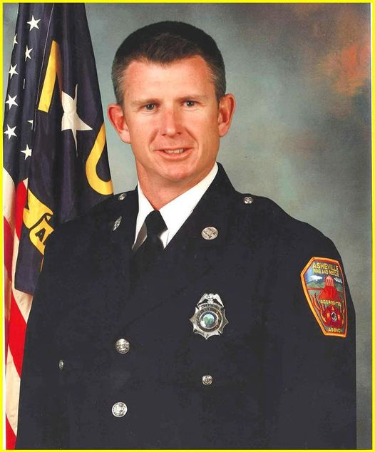 AshevilleFD's tweet image. AFD will hold a LODD remembrance ceremony on July 28th, 10:00 a.m. at fire station 3 to honor our brother, Captain Jeff Bowen, who paid the ultimate sacrifice.  This ceremony is open to the public. #NeverForgotten #FFLODD