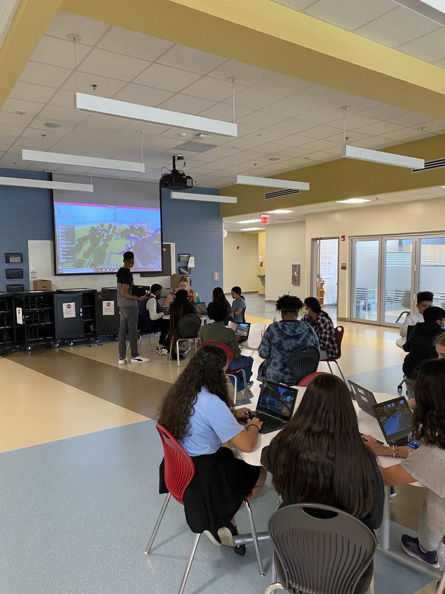 Minecraft Amusement Park 🎢 Some summer school fun! Ms. Bragg’s STEEM program share their Minecraft Amusement Park!#WeAreWJCC #Summerschool