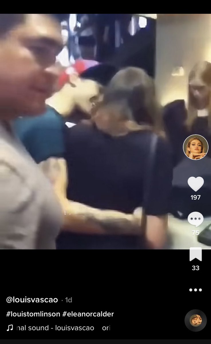 LouisVascao's tweet photo. larries pfv aceitem q o louis come a eleanor e nao o ze bonitinho e me deixem em paaazzz https://t.co/Yi3cgGli3Y
