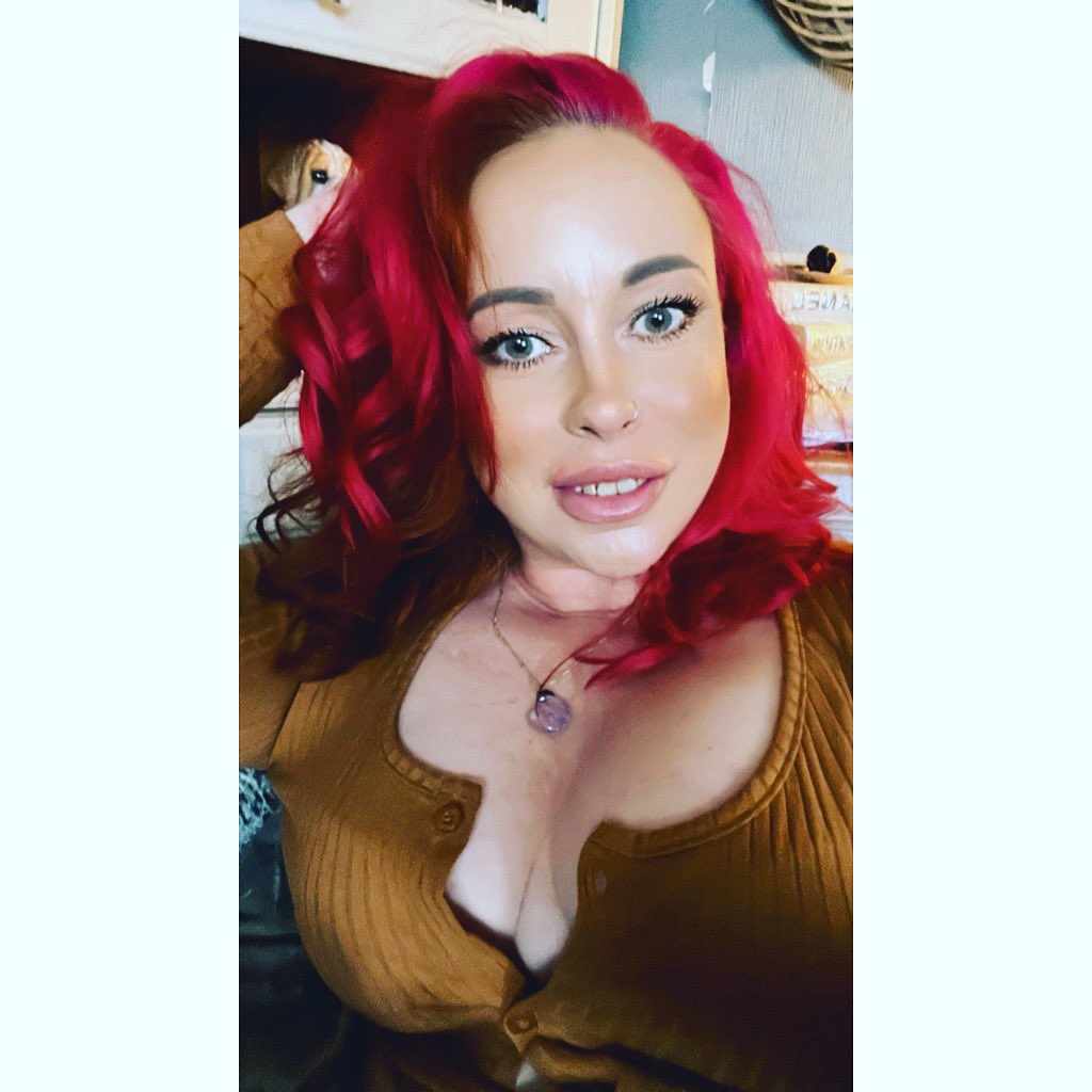 Linzi Booth tweet media