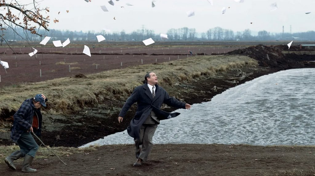 Swipe left 👉 Behind every image there is a story. Some are completely random; some are intricately planned. Join us for Jeff Wall's free Summer Series presentation tomorrow, 7/28, 12:30-1:30PM on campus and livestreaming virtually. 

💥Register today!  bit.ly/3vkcbgF