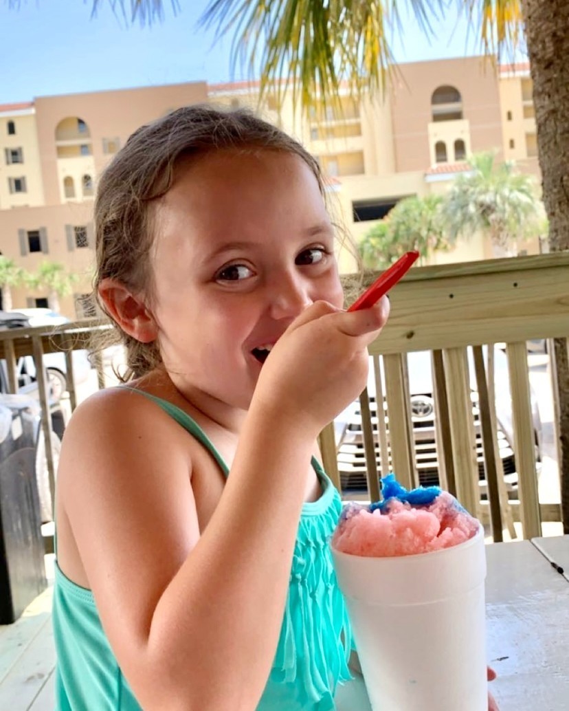 DauphinIslandSM's tweet photo. A family favorite on the Island, Island Rainbow serves almost any flavor of sno-cones and ice-cream you can imagine!
#visitsomo #dauphinisland #alabama #islandrainbow #thehappyoctopus #giftshop #souvenirs #snocones #icecream #beachtown #summer https://t.co/UBAnT6j3FA