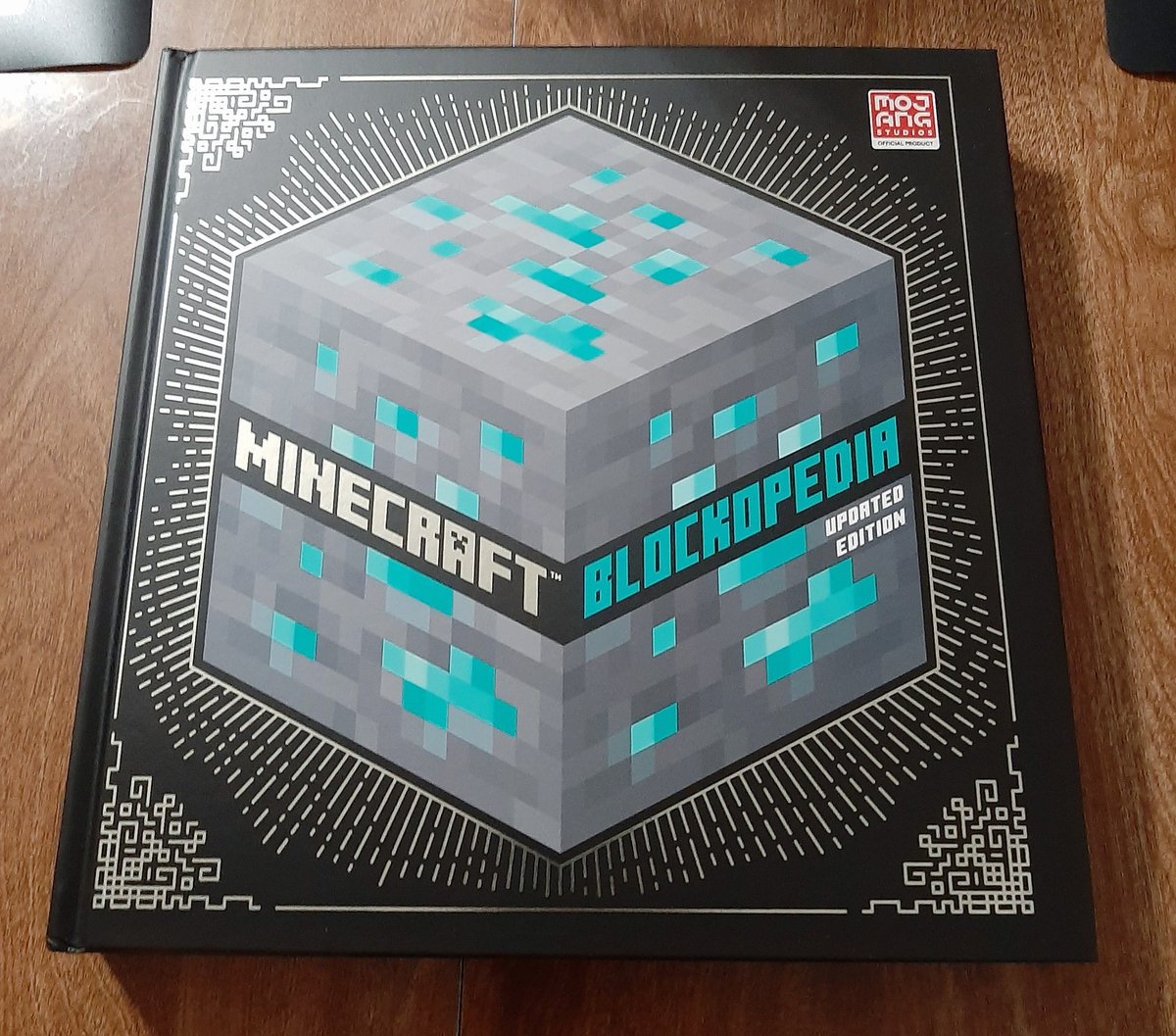 Sammystarfire81's tweet image. Good reading material 👍 #Minecraft #Minecraftbooks