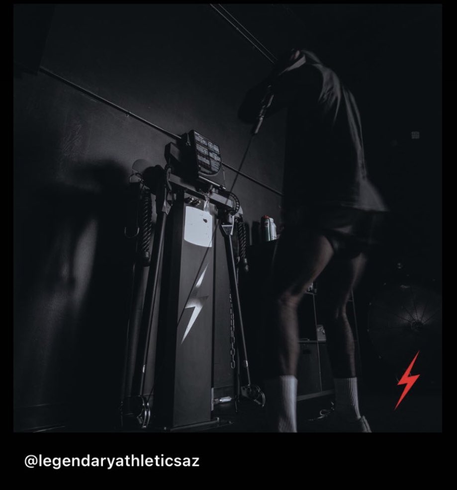OffTheGridFit's tweet image. What we are doing at Legendary Athletics AZ. #azsports #scottsdale #football #baseball