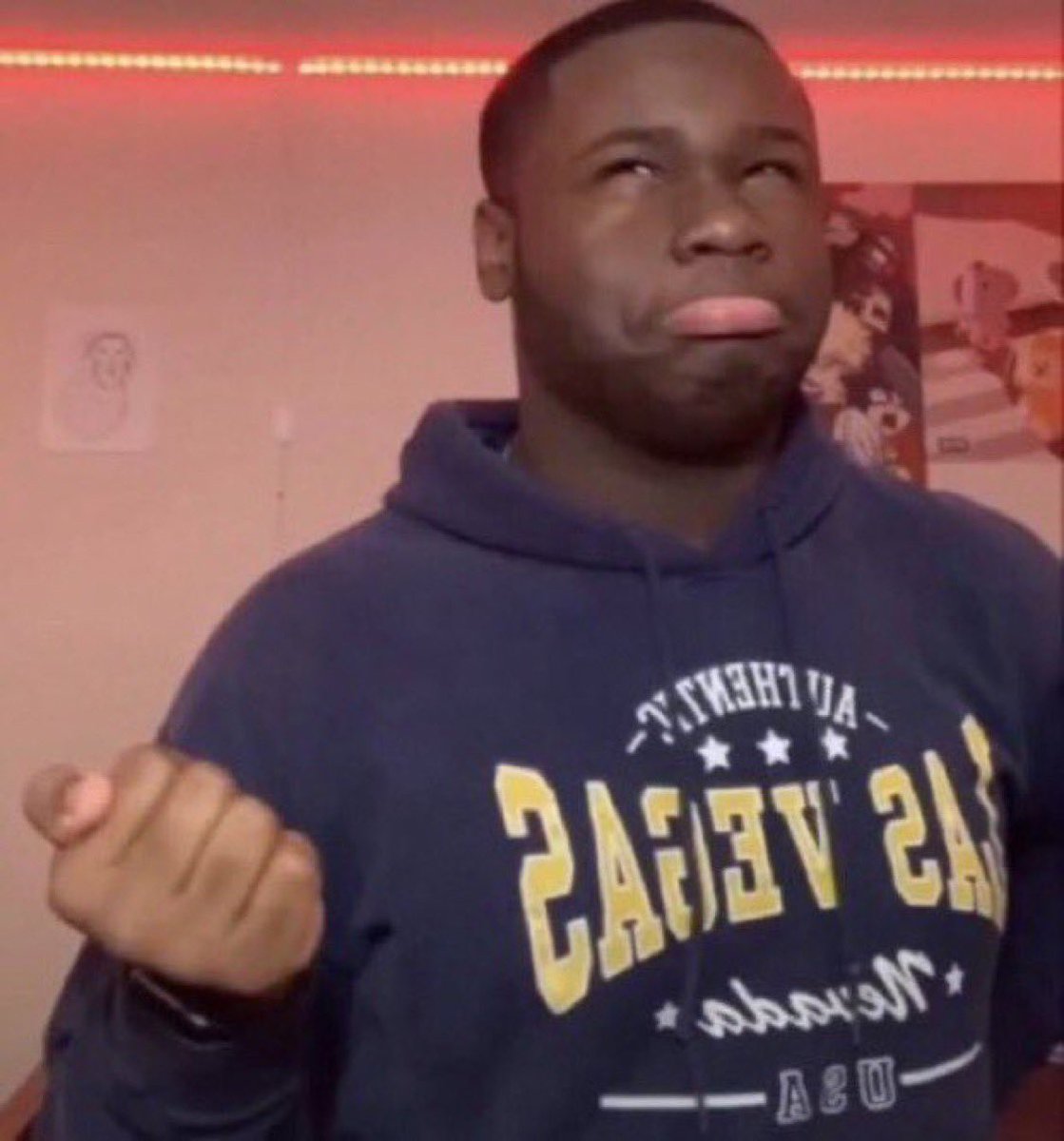 Lee_TRK's tweet image. Defending Taylor online is not enough cuz now i wanna fight #BB24