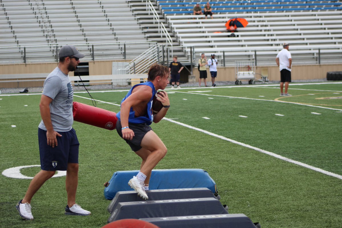 jerviwya32's tweet photo. Had a awesome day back at my second @SURamsFootball camp. Thank you @CoachBThomson for coaching me again to be the best I can be and @Ronnieb_30 always bringing the most energy. Finnaly thank you @CoachMcCook for giving us players the opportunity to showcase our talents. https://t.co/uGgEsSpSwb