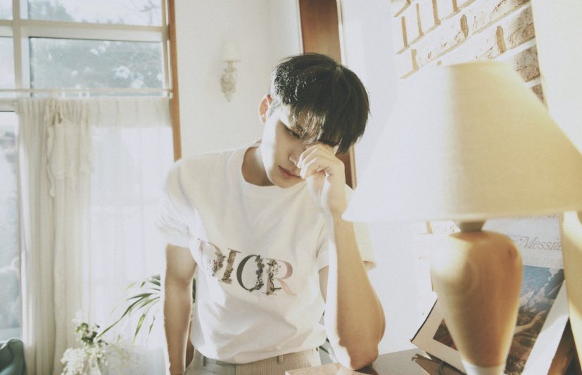 ausniyebe's tweet photo. Gabe (𝚖𝚐), works at a fragrance boutique because he hiding his omega scent. One day, a wealthy &amp; dashing hotelier named Juno(𝚠𝚠) visits the shop. 

“Hello sir, ano pong perfume ang hanap mo?”

The hotelier raised a brow before answering.

“I’m looking for.. an Omega’s scent.” https://t.co/rKCR9SonPQ