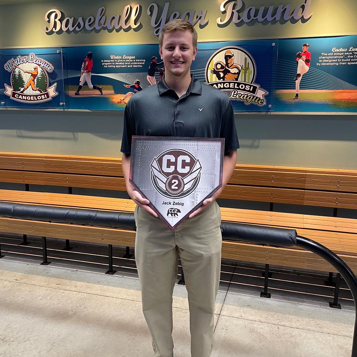 cc2_forever's tweet photo. We are thrilled to announce our 2022 Cangelosi Sparks CC2 Forever scholarship recipients, Jack Zebig and Nicholas Signorelli! Both Jack and Nicholas have such bright futures, and we look forward to seeing all of their success! 🐻⚾️ #cc2 #cc2forever https://t.co/zsTFmVwiLk