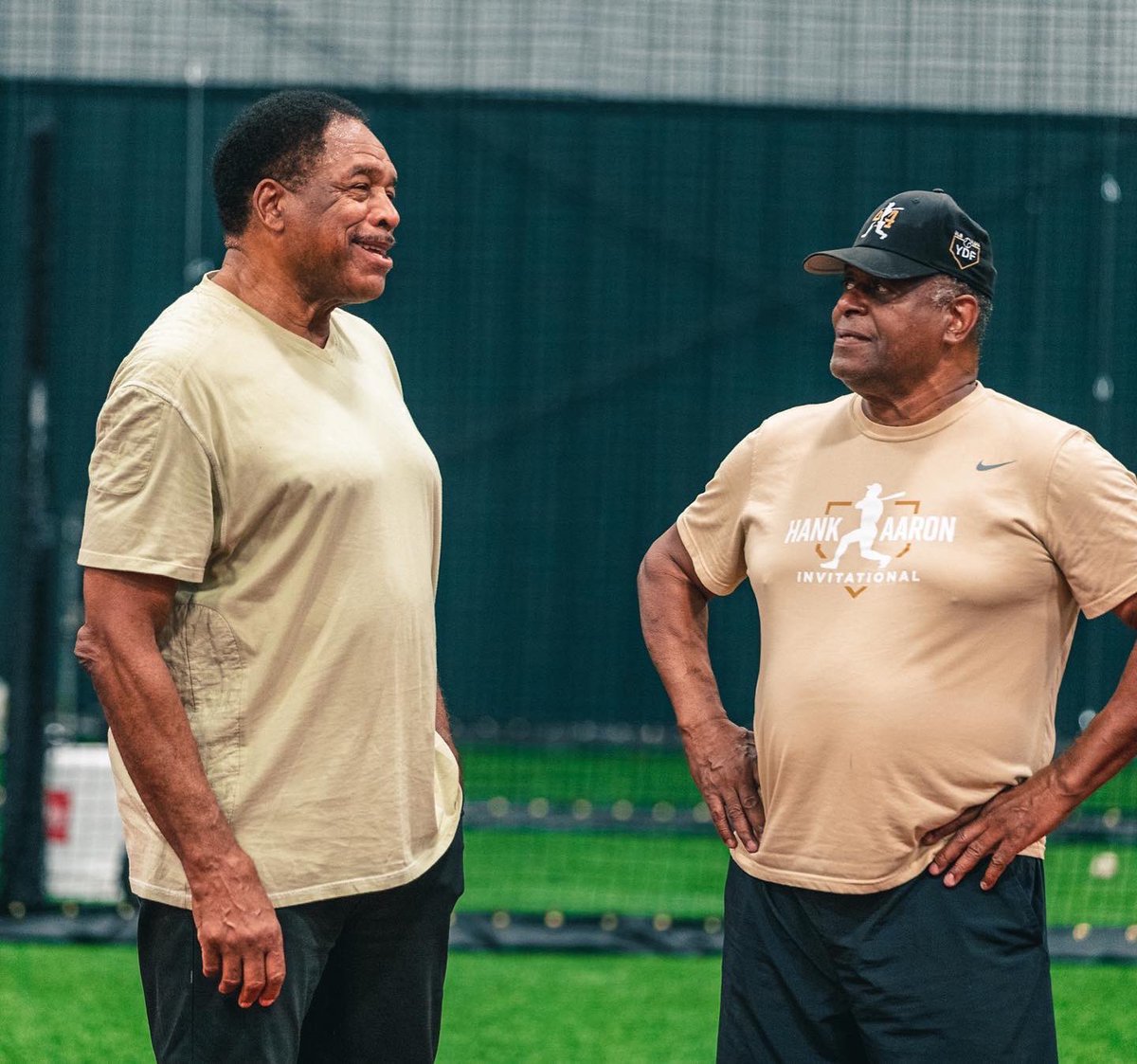 MLBDevelops's tweet photo. HOF Company in the 4️⃣2️⃣ Building! @DaveWinfieldHOF #HAI22 https://t.co/OFMj2bofk8