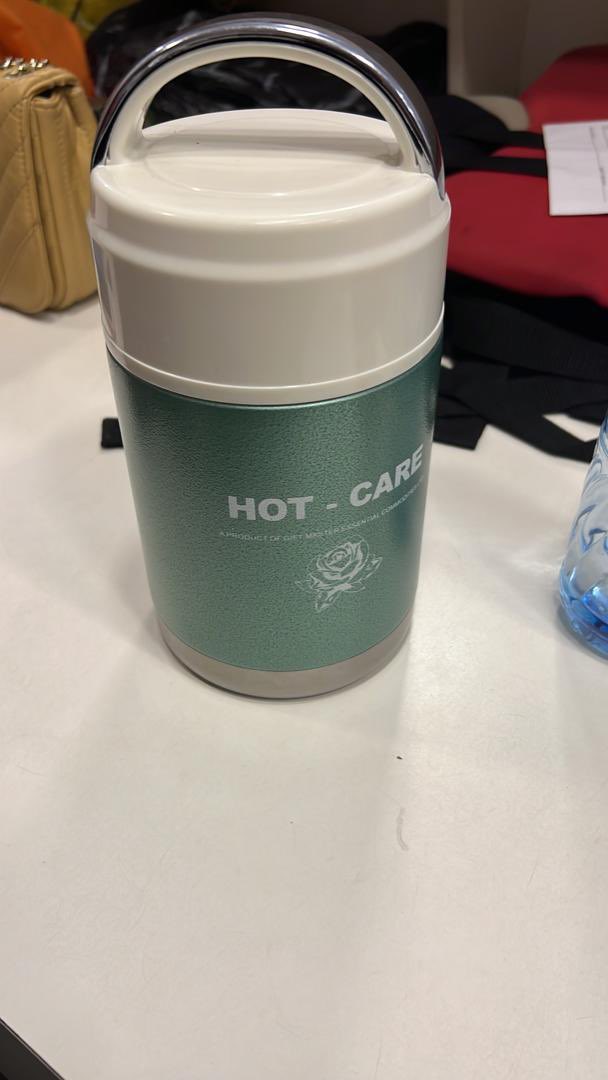 ANIMASHAUNMOSO2's tweet image. I sell food flask and water bottles of any size u prefer, school season is approaching so u can send a dm for ur food flask and bottle #BBNaija sheggz chichi buhari