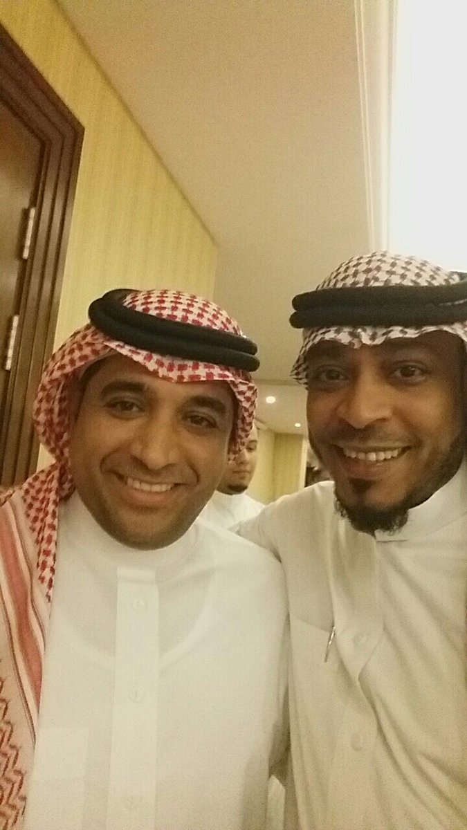 saljabarty's tweet photo. لو اعلام الملكي كلهم زي الأحمدي ماطاح الملكي❤👑 https://t.co/hHLce32xV5