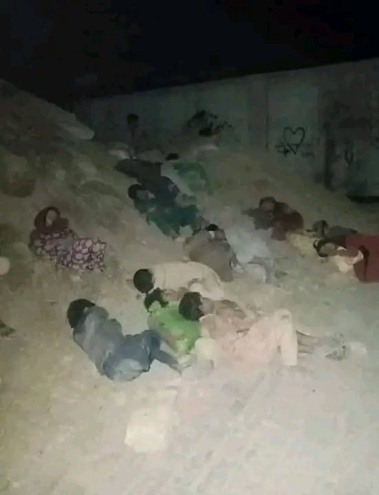 Luqa_peer's tweet photo. سن سکتے ہو تو سنو،سسکیاں،آہیں،بے بسی 😥
#savesaraikiwasaib https://t.co/JRRFUQSFVf