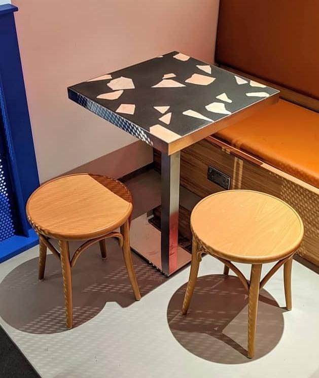 MHomedecore's tweet photo. 🔥🔥 Look Great. Good Price, Great Quality For More Info Contact Us.... 🔥 #homedecor #handmade #designurhomes #style #decor #stylish #mirrorwork #workinprogress #thinkbeutiful #funiture #candles #candlestand #event #eventitems #eventplanner #events #art #arts #colourful #girl https://t.co/84fSRZUTQC