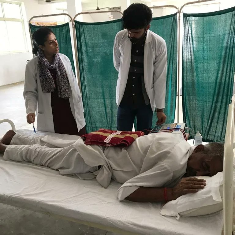 BaddiUniversit's tweet photo. Department of Physiotherapy, Baddi University successfully conducted a Free Health Checkup and Physiotherapy Camp in Makhnumajra, Baddi on 23 July 2022. Patients were assessed and treated by our Professional Team.
#physiotherapist #physiotherapy  #BaddiUniversity #BUEST https://t.co/vBp38Ee7Ex