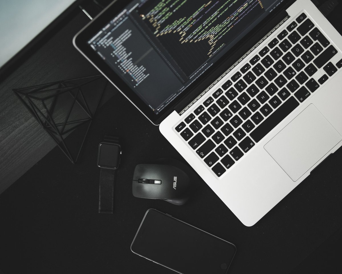 NwekeChidi_G's tweet photo. “Experience is the name everyone gives to their mistakes.” – Oscar Wilde
#BlackTechTwitter 
#goodmorning 
#developer 
#100DaysOfCode https://t.co/5rwRUVAvRO