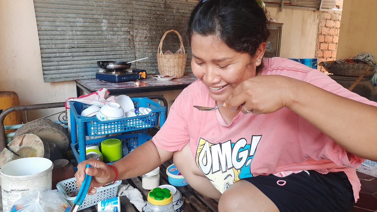 LocalsDine's tweet photo. Do you like Khmer curry? Learn how to make it yourself at our family cooking classes in Siem Reap, Battambang, Phnom Penh and other cities in Cambodia. https://t.co/VbAtMovJHb