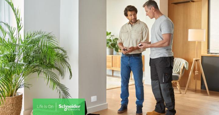 MGieselmann's tweet photo. Sparen Sie bis zu 30 % #Heizkosten. Wie? Möglich macht's die Steuerung der Heizungsanlage via der Wiser Home App. Alle Infos zur 2. Generation der modularen Wiser-Lösung gibt's hier 👉 https://t.co/lD4jFLxwAY #SmartHome #Wiser #IoT https://t.co/uG90p9q9mq