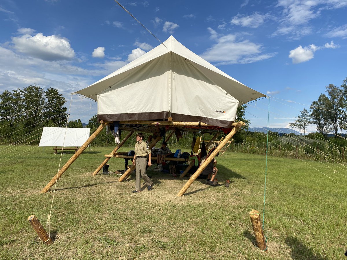 VisitFVG's tweet photo. 300 ragazzi scout belgi sono ospiti in diverse località della regione! Grazie a Luigi Deciani i ragazzi scoprono, attraverso esperienze significative,il nostro meraviglioso Friuli Venezia Giulia 🤩 #iosonofvg https://t.co/Akp1jsfwTT