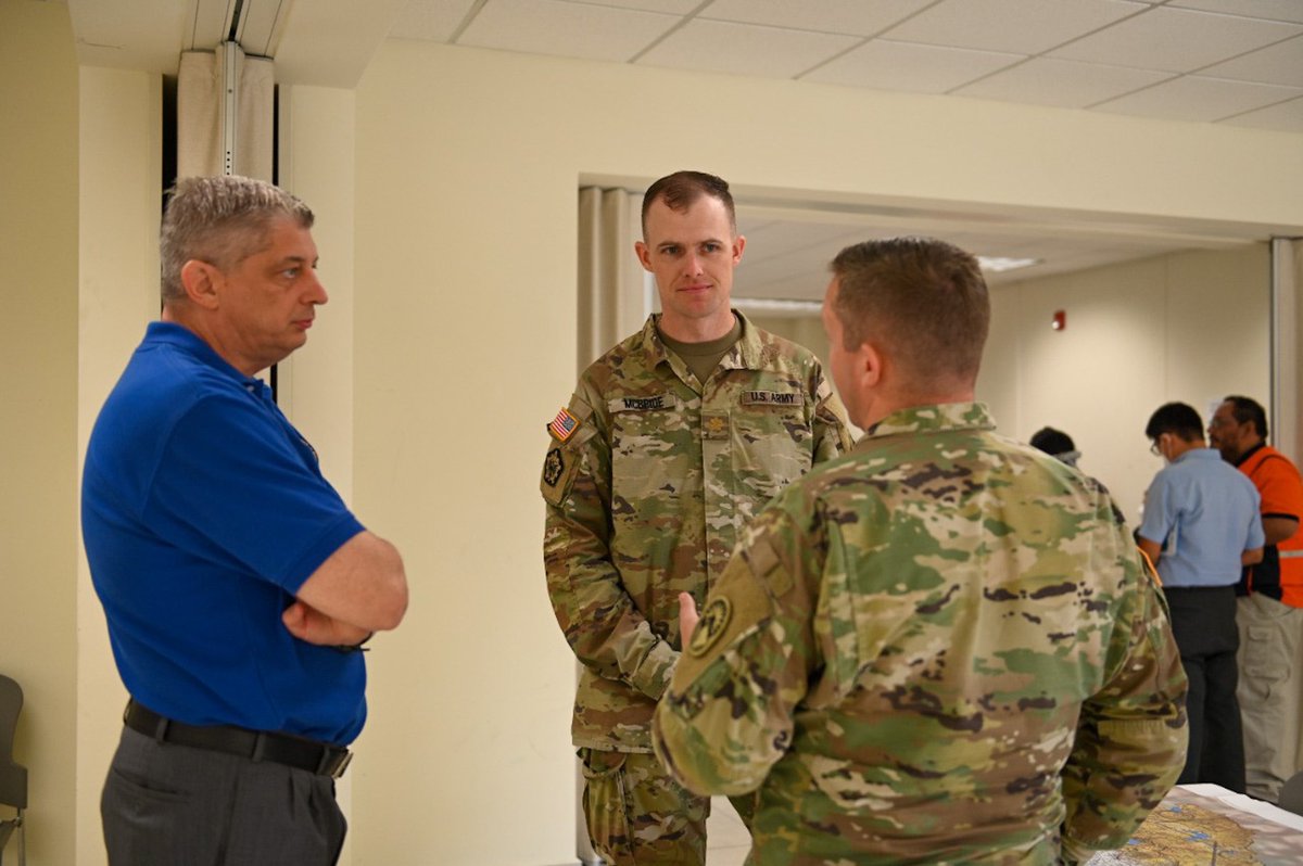 jtfbravo's tweet photo. 🇺🇸🇸🇻We’re happy to be partnering with El Salvador during exercise #SentinelWatch to coordinate and integrate before a natural disaster happens. #DisasterReadiness @USEmbassySV https://t.co/ws4L3Zy2ZU