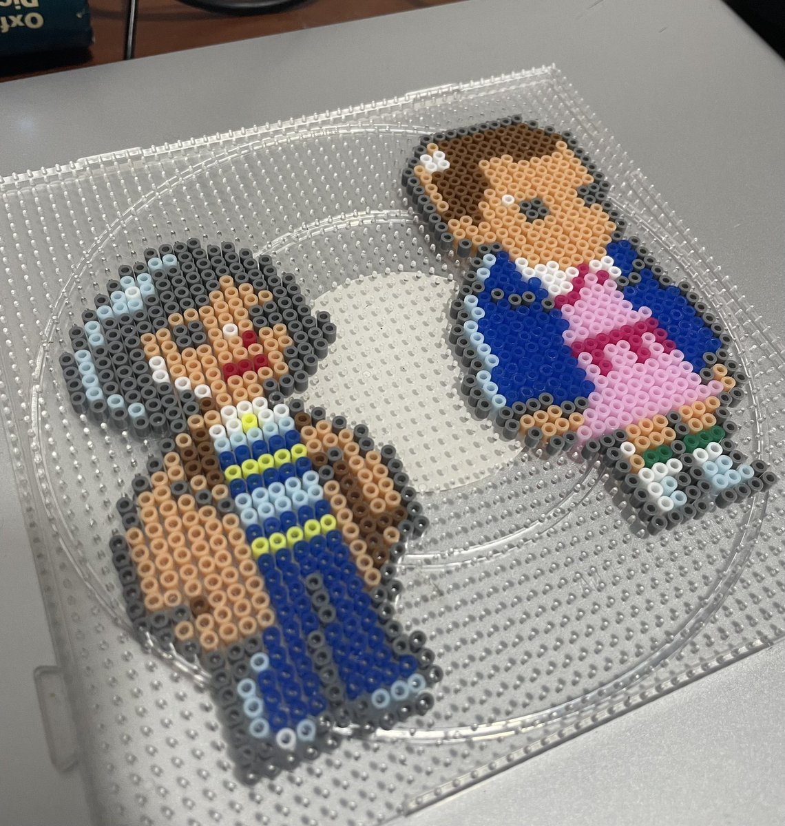 caritokappa's tweet photo. Nos pusimos raritos 🤓😍✌🏼#dyi #pixelart #pixel #Peru 🇵🇪 #StrangerThings #StrangerFest #Netflix #GeekedWeek #GeekedWeek #gamedev #retro #vintageculture https://t.co/P7RQO6xTpr