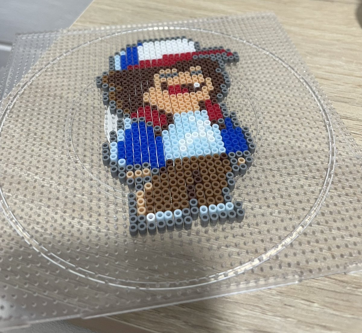 caritokappa's tweet photo. Nos pusimos raritos 🤓😍✌🏼#dyi #pixelart #pixel #Peru 🇵🇪 #StrangerThings #StrangerFest #Netflix #GeekedWeek #GeekedWeek #gamedev #retro #vintageculture https://t.co/P7RQO6xTpr
