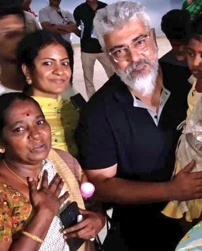 thugsterOG's tweet photo. Man with Golden heart ❤️

Respect AK 🙏

#PeoplesHeroAJITHKUMAR #AK https://t.co/LAuqd2kSc2