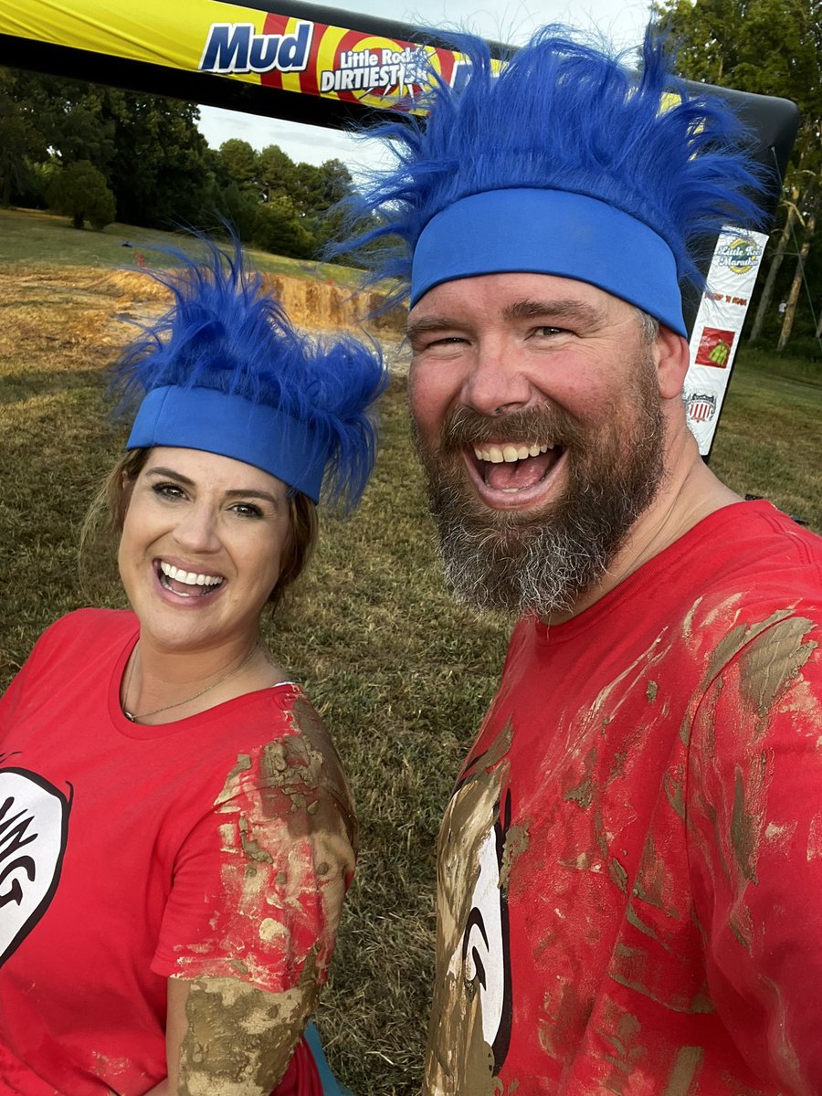 AshleyKingOnAir's tweet photo. Got a little muddy tonight at the Mud Run! Thanks to @LRMarathon for asking us to emcee! #mudrun #muddymess #muddy #5krun @LRParksRec @TheVineTHV11 #thing1 #thing2 https://t.co/qfUlqJBcyo
