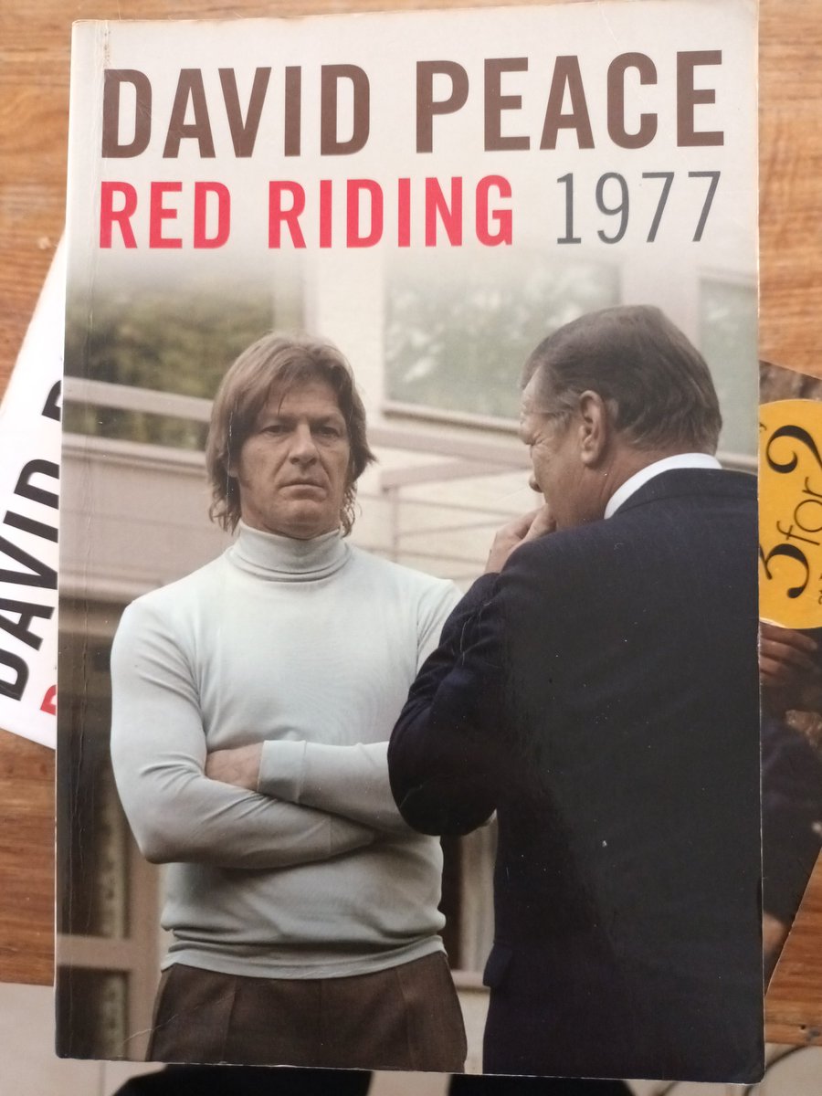 danbobcal's tweet photo. @Pulpcurry 1977 still got a series tie-in cover. Nice skivvy Sean. https://t.co/bwGTe18O8P
