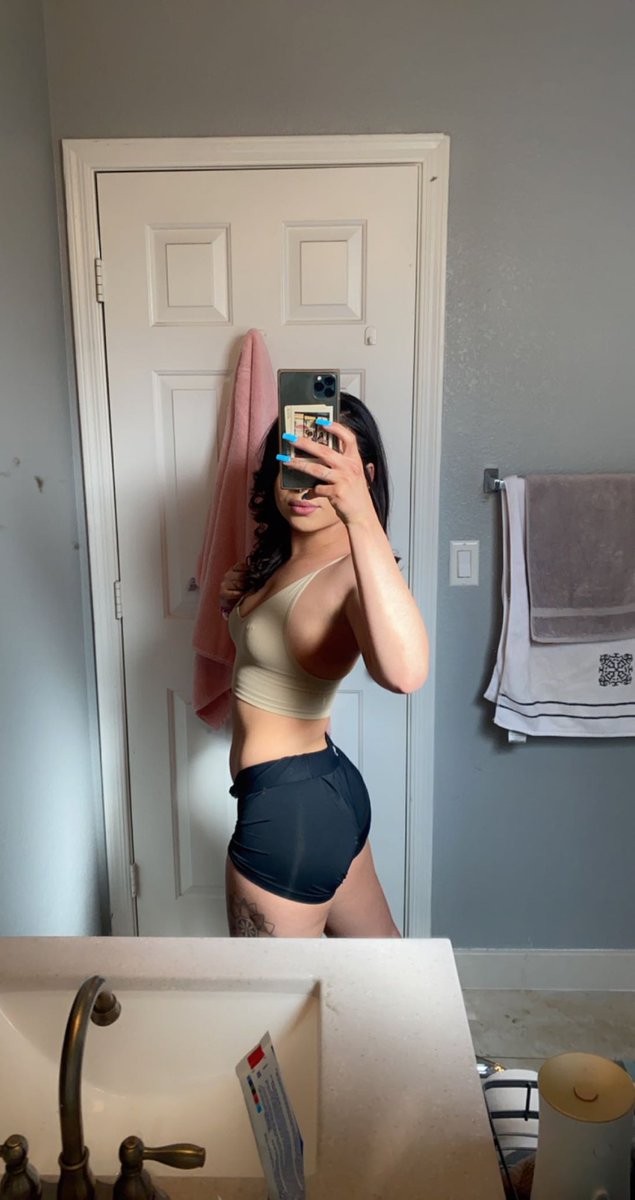 accepting gym bae applications 😘