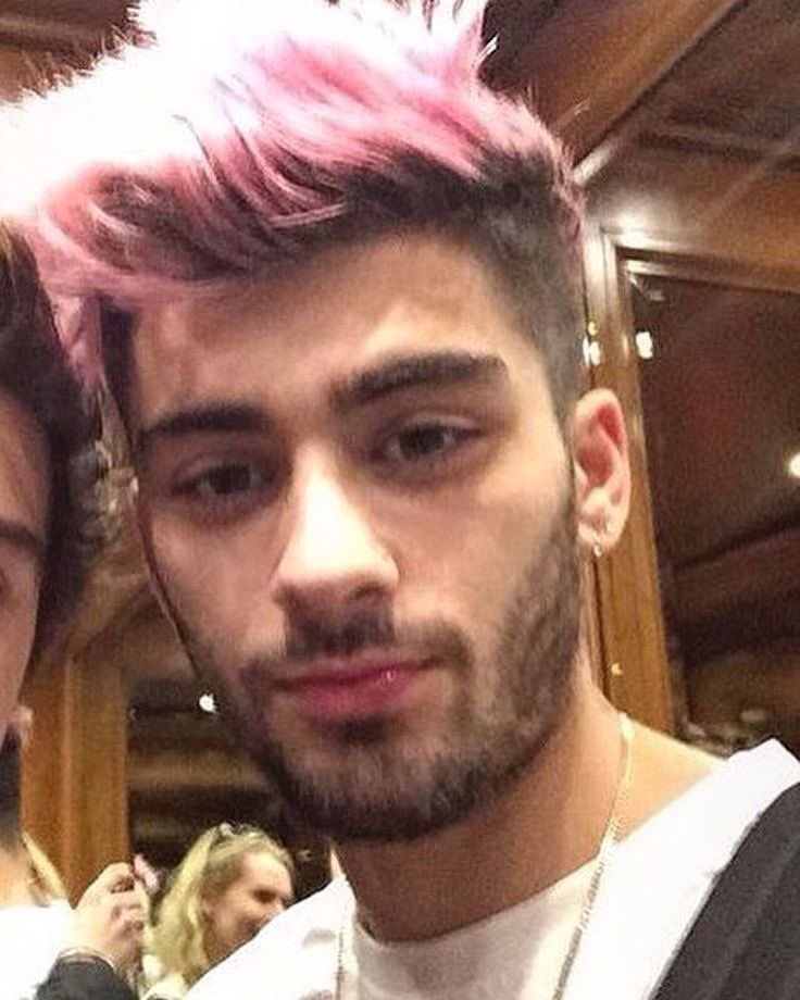 outoczquad's tweet photo. pink hair domination https://t.co/9K3rttky4f