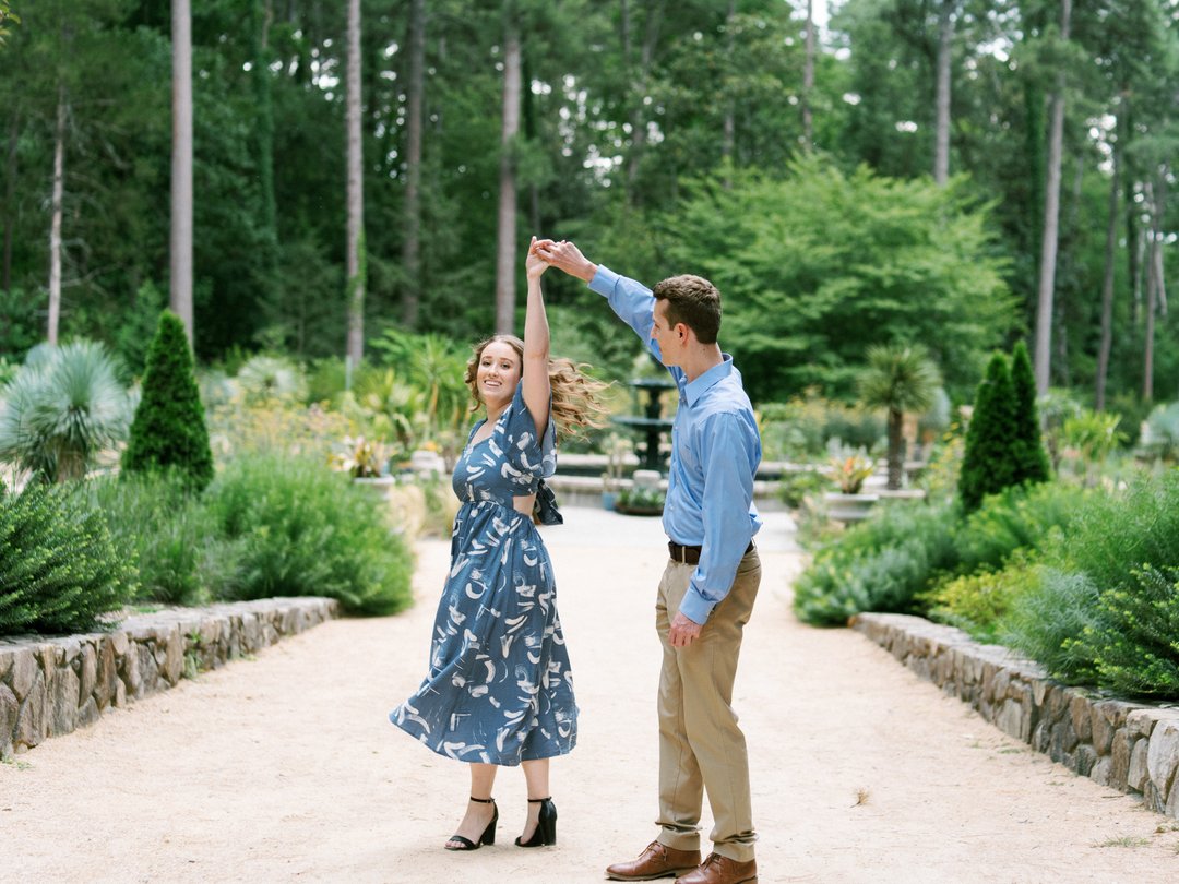 Duke Gardens never fails to provide a good backdrop for some spontaneous dancing. Caroline &amp; Trevor's session is adorable - can't wait for their wedding next year! 

#destinationphotographer #couplesinlove #bride #fineartengagementphotographer #fineartweddings #weddingmakeup #fil