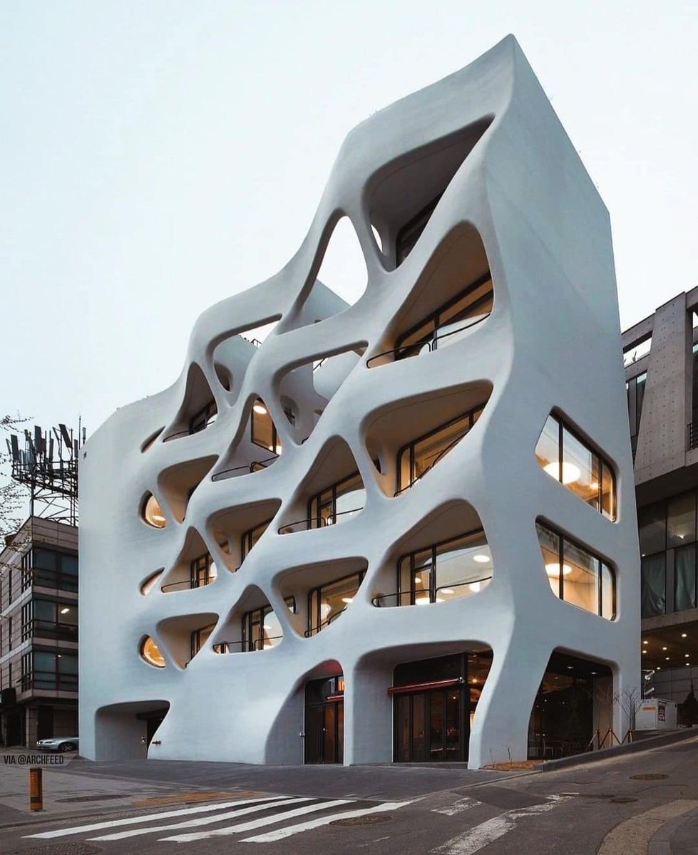 Roofing_Queen's tweet image. Interesting architecture around the world.
South Korea.
📸 by Human Designs
#architecturelover #architecturechallenge
