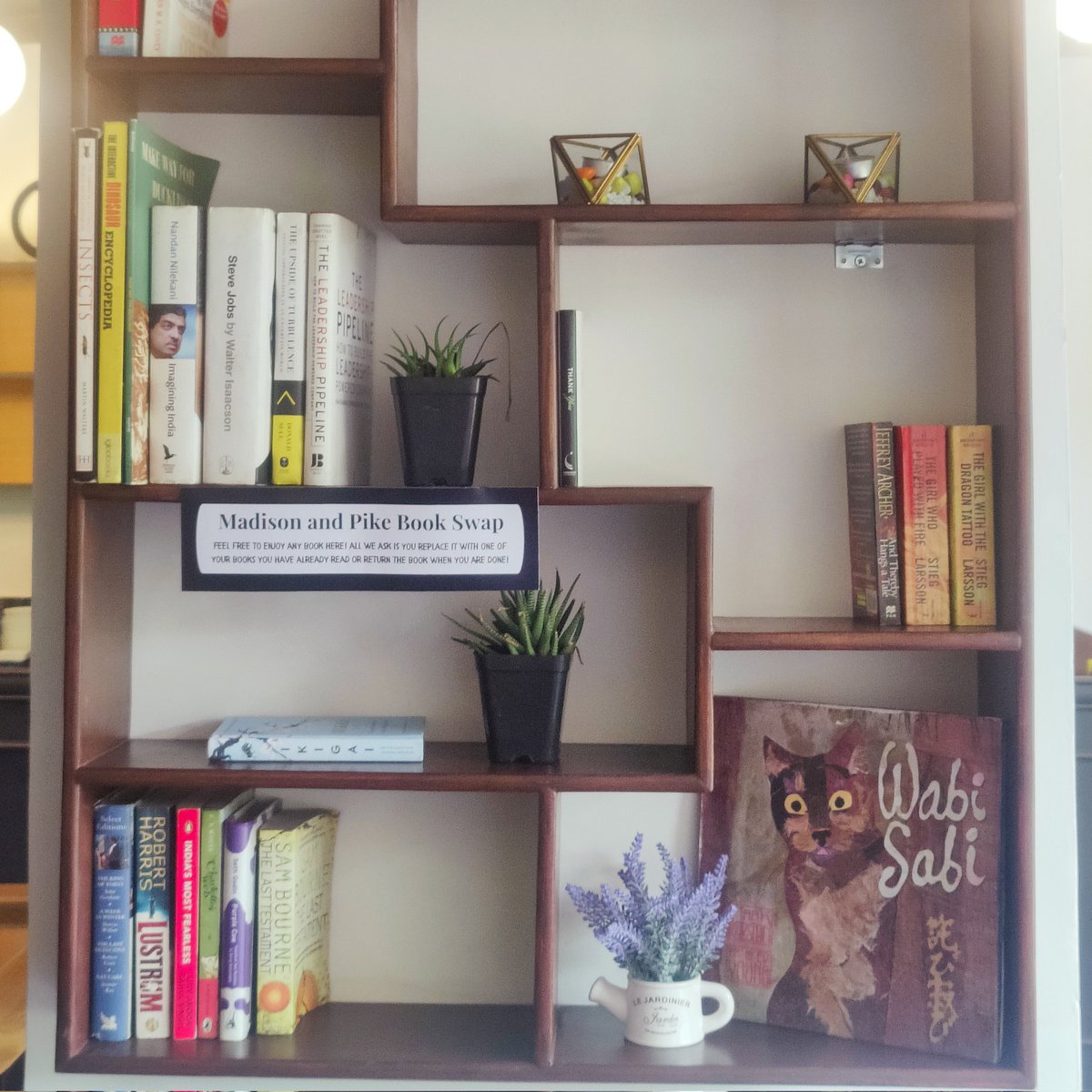MadisonandPike's tweet photo. Our book nook is looking 👀 for books 📖 that you have read and loved. What more share your joy with your fellow  bookworms and grow the tribe
Enjoy reading books, sharing books, host book reading sessions &amp; much more at our cafe in Crosspoint Mall 😊

#bookstagram #loveforbooks https://t.co/gpGi9ZuJil