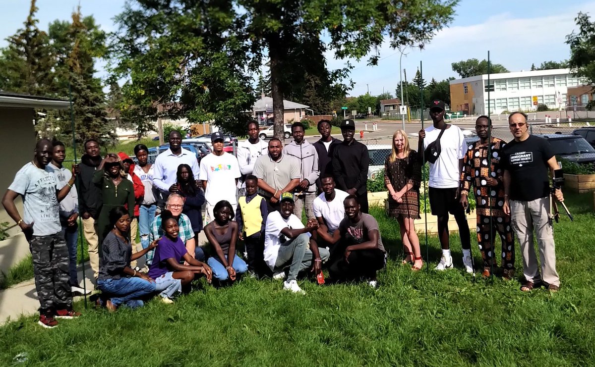 yyckidsride's tweet photo. Youths aged 13-26 were proud to take part of youths' proactive solution building &amp; violence prevention framework called South Sudanese Youths:  Dying to fit 

we continue to listen to youths ideas for a fighting chance, opportunities to build our community together
#yyc https://t.co/NkNfjrW7dh
