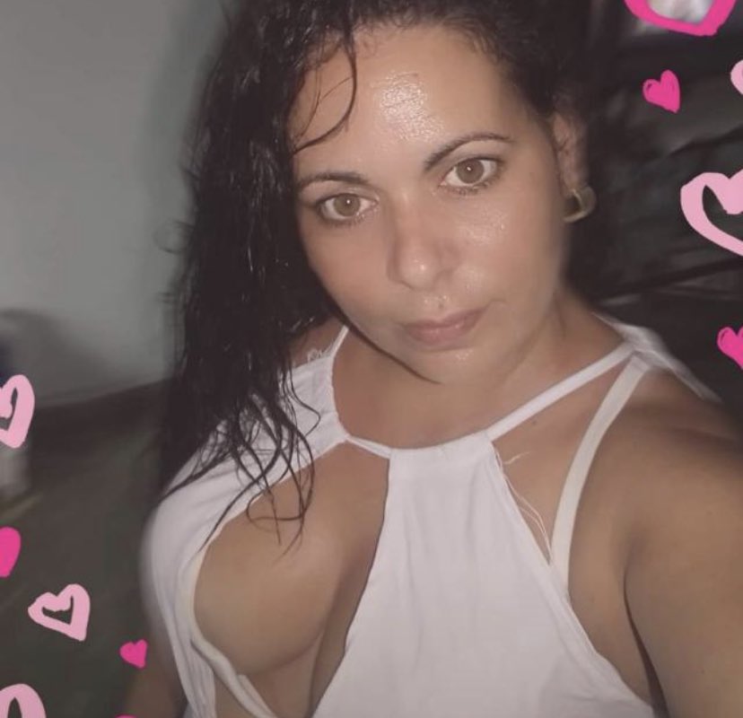 Yanifer031's tweet photo. Hola bbs!$ mujer madura Scort cubana en la Cdmx!! Esta soy y estoy para servirles bbs!! Info por inbox, cojamos@rico bbs  #MiercolesDeGanarSeguidores #MiercolesDeCulosPerfectosYPerverso #MiercolesDeCulosHot #SeductorasDeCorazon https://t.co/Tny7yOfd9v