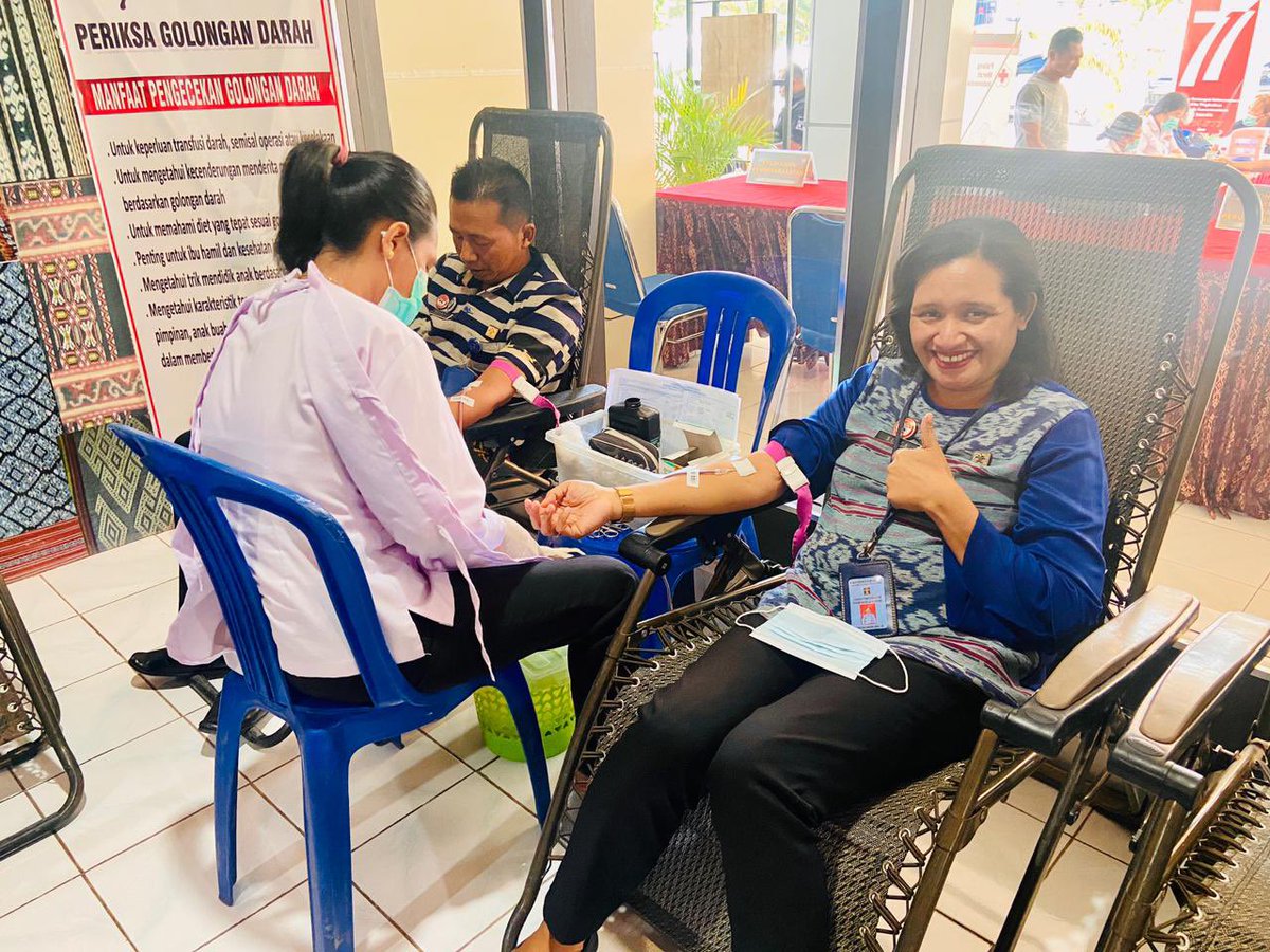 lapas_perempuan's tweet photo. Sambut Hari Dharma Karya Dhika ke-77, Lapas Perempuan Kupang Mengikuti Kegiatan Donor Darah
Selengkapnya: https://t.co/3e13Vt1NCJ
#KamiPASTI
#KemenkumhamNTT
#LapasCERIA
#HDKD https://t.co/qrMzYN5KMN