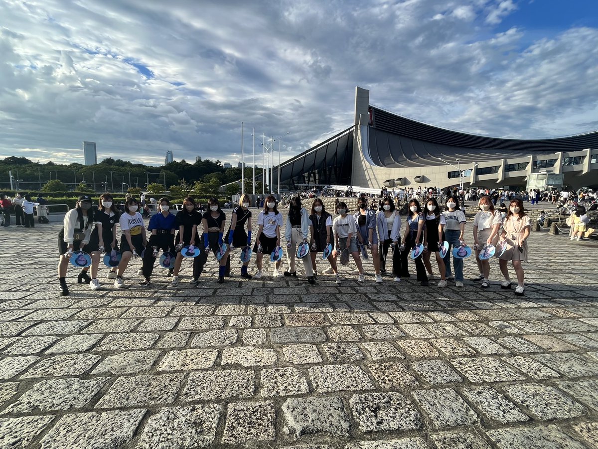 hhj_009s's tweet photo. これ一緒に撮ったみんな探してます🥺❤️‍🔥
みんなフレンドリーで可愛くてはじめましてに思えんかった繋がりたい😖😖😖😖 https://t.co/RLTyYryNEe
