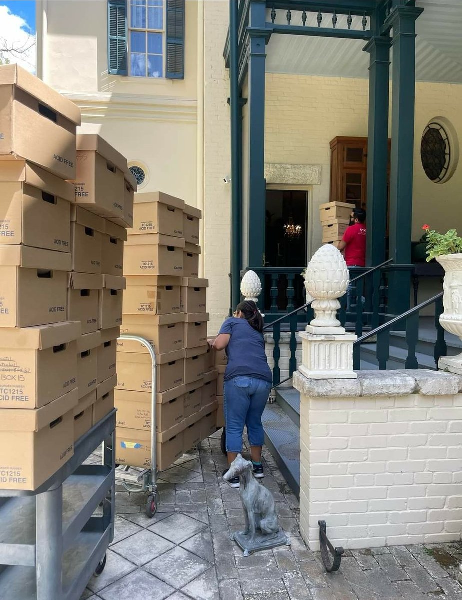 VillaFinale's tweet photo. We’re getting ready for a restoration project in the house & will be closed during the month of August. We’re open this week through Saturday, first floor tours only at $5 per person flat rate. We’ll be documenting the project, stay tuned! #trustsites #givingmoore #benjaminmoore https://t.co/vMVfcdkkkn
