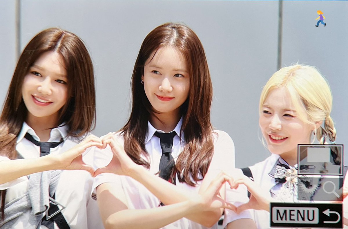 융이 뛰지마! tweet media