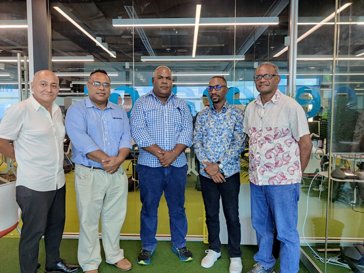 cbsiinfo's tweet photo. Solomon Islands delegation led by Governor Dr. Luke Forau and SINPF CEO Mike Wate attending the  Pacific Islands FinTech Innovation Challenge Bootcamp at Singapore. The team had the opportunity to learn and gather pragmatic digital solutions to bolster digital payments &amp; finance. https://t.co/KMPZb6PKhp