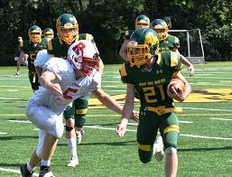 VermontHSF's tweet photo. 𝐒𝐡𝐫𝐢𝐧𝐞 𝐌𝐚𝐩𝐥𝐞 𝐒𝐮𝐠𝐚𝐫 𝐁𝐨𝐰𝐥 𝐧𝐞𝐚𝐫𝐥𝐲 𝐡𝐞𝐫𝐞
Sunday, the Vermont and New Hampshire football players will be reporting to Castleton University to begin workouts for the Shrine Maple Sugar Bowl, the annual high school all-star game. The game will be on Aug. 6 https://t.co/agvxWlgzbj