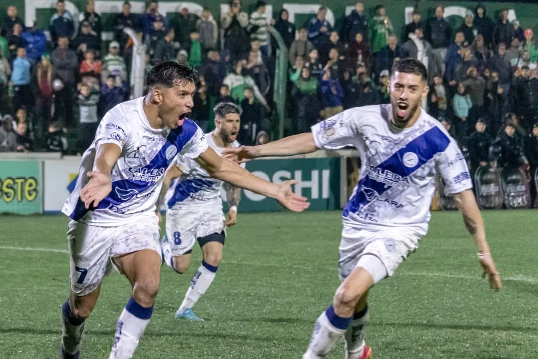 MerloViajaOk's tweet photo. 📸 Fotos
Las imágenes del triunfo del #charro como visitante ante #Ituzaingó
https://t.co/sz8zVWCVSG
@lulibidegainph @damiancadierno_ph #MerloViaja https://t.co/nsUELsiaSJ