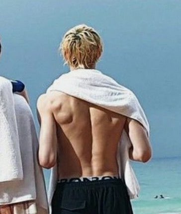 beyondyasmin's tweet photo. christopher bang chan’s back. that’s all. https://t.co/QWAw2ULcCG