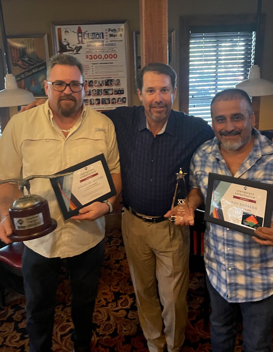 Celebrating Doug’s 10 year anniversary and Roy’s 20 year anniversary. These two make Chilis in Rio Grande City “Like No Place Else”.
