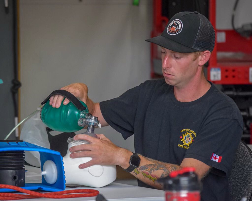 FirehouseTrain1's tweet photo. Just do it.
β¦
β¦.
#firestudent #firehousetraining #technicalskills #firefightertesting https://t.co/sJbgDNEqQr