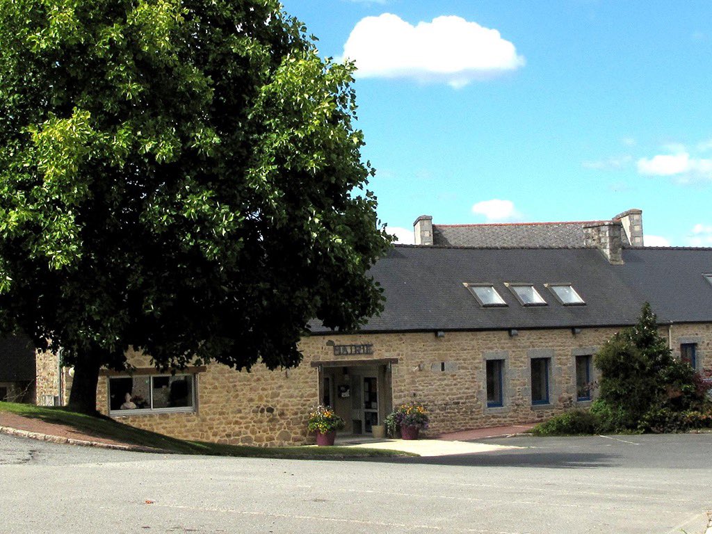 Réseau des Communes (@reseaucommunes) on Twitter photo Tour de France <a href="/ReseauCommunes/">Réseau des Communes</a> : aujourd’hui, Lanrodec, commune de 1286 habitants dans <a href="/cotesdarmor22/">cotesdarmor</a>
Découvrez-là 😍🤩 : reseaudescommunes.fr/annuaire-refer… Tour de France <a href="/ReseauCommunes/">Réseau des Communes</a> : aujourd’hui, Lanrodec, commune de 1286 habitants dans <a href="/cotesdarmor22/">cotesdarmor</a>
Découvrez-là 😍🤩 : reseaudescommunes.fr/annuaire-refer…