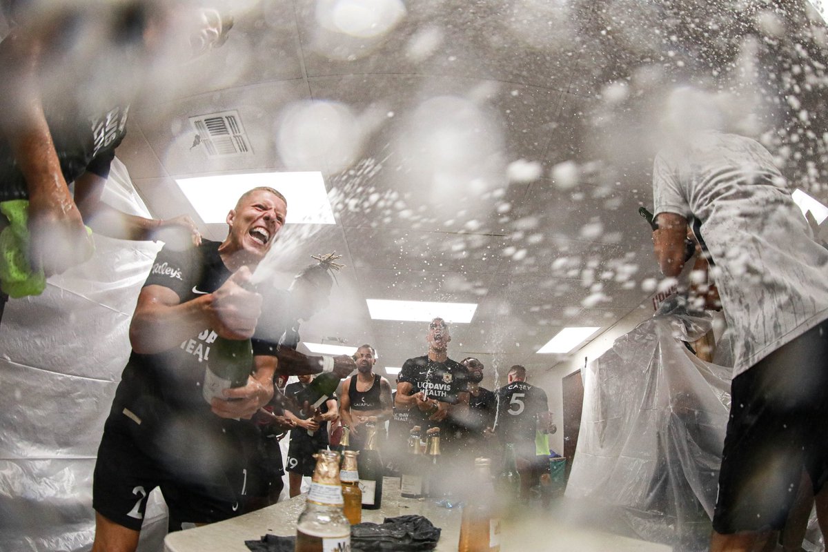 SacRepublicFC's tweet photo. Current Sac forecast: lots of (champagne) showers 🍾

#LFG https://t.co/KYrvjthf8Z